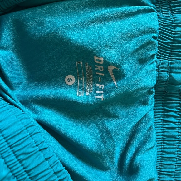 Blue and green Nike athletic shorts - Picture 3 of 3